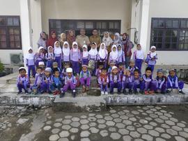 Kunjungan anak Paud/TK UMMI ke Dinas Perpustakaan dan Kearsipan Kabupaten Batang Hari
